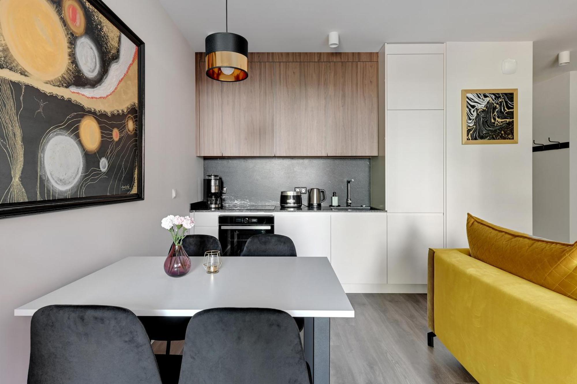 Scala 60C City Center Apartments & Studio By Lion Apartments グダニスク エクステリア 写真