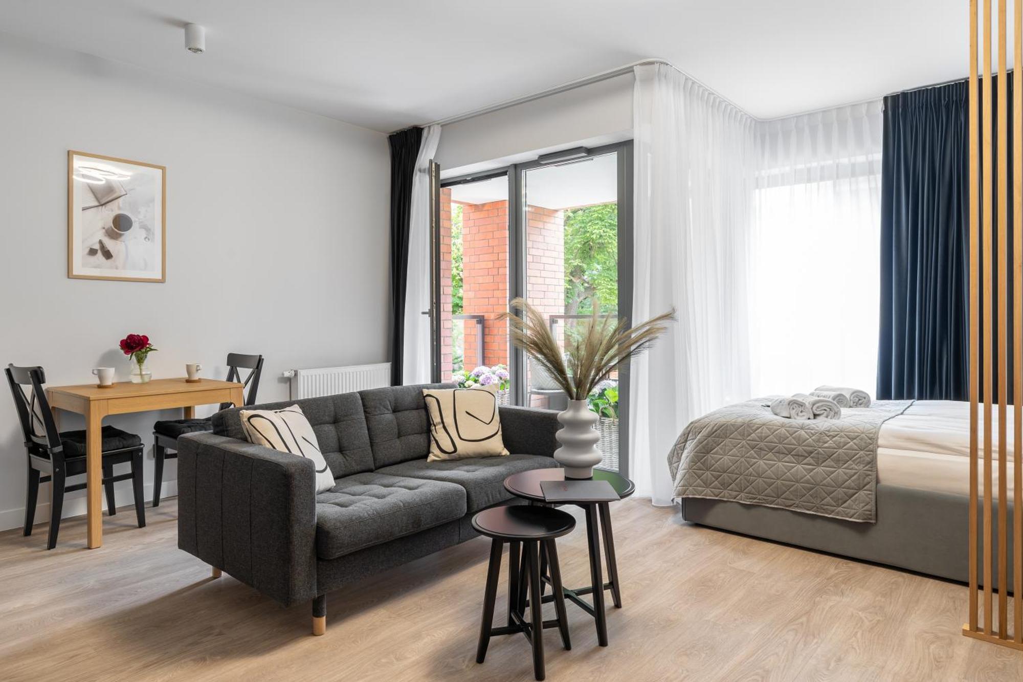 Scala 60C City Center Apartments & Studio By Lion Apartments グダニスク エクステリア 写真