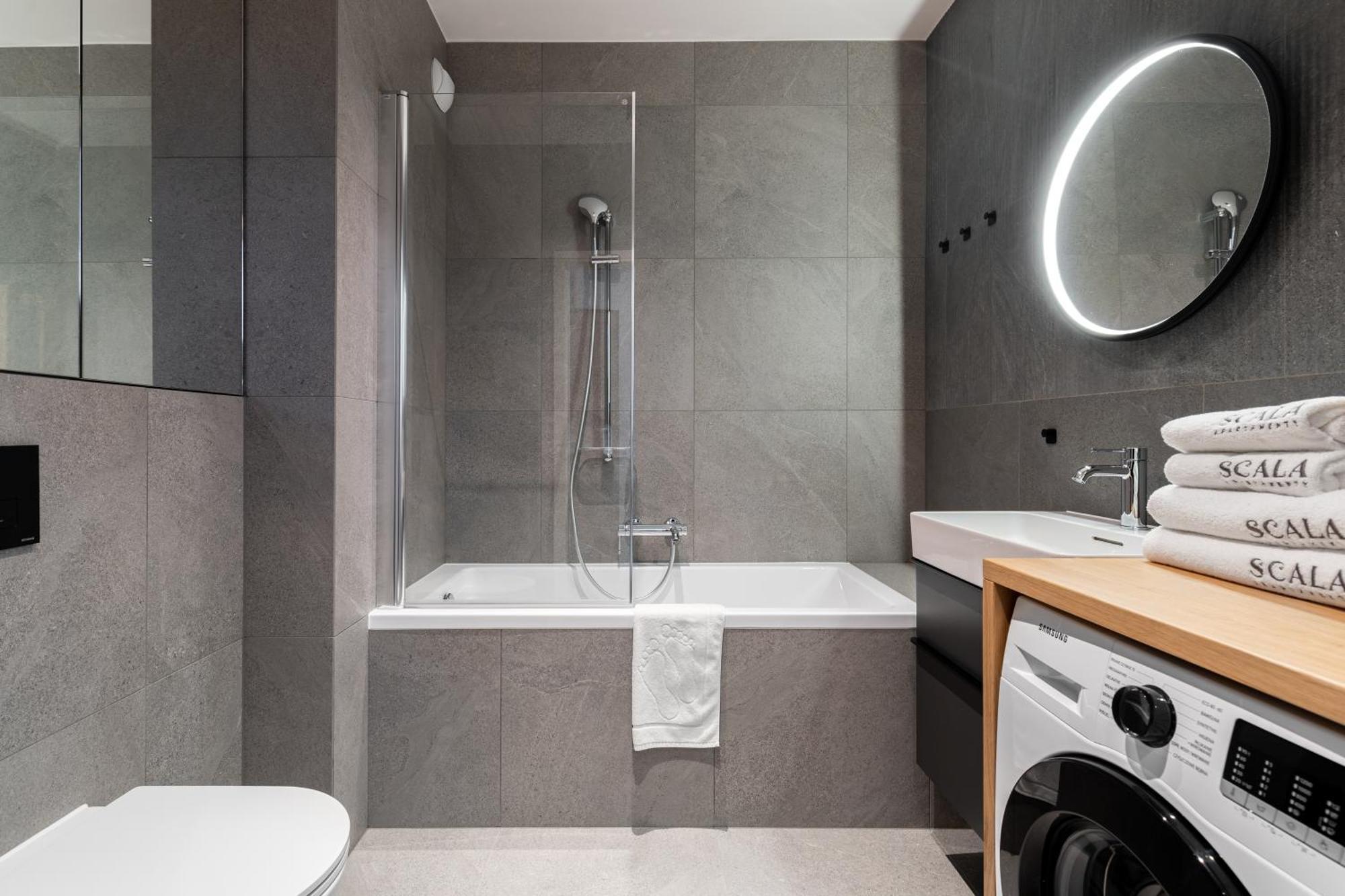 Scala 60C City Center Apartments & Studio By Lion Apartments グダニスク エクステリア 写真